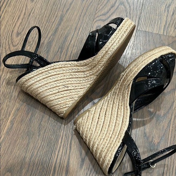 Gucci Black Strappy Wedge Sandals - Picture 5 of 7